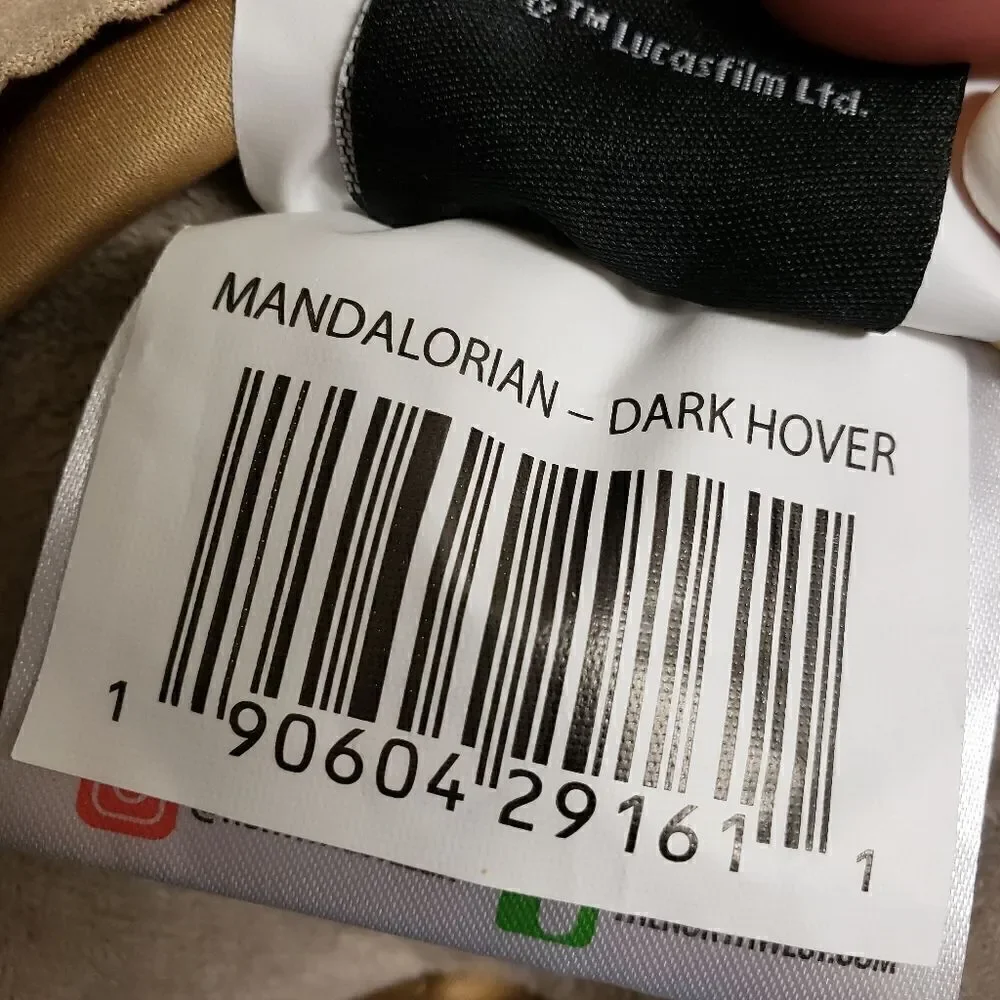 Mandalorian Baby Yoda Star Wars Throw Blanket and Hugger Plush